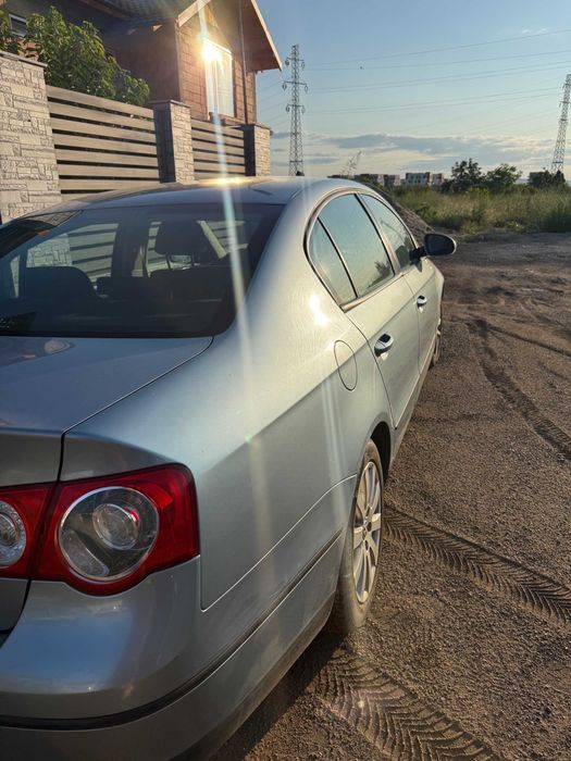 VOLKSWAGEN Passat 2006 — imagine 2