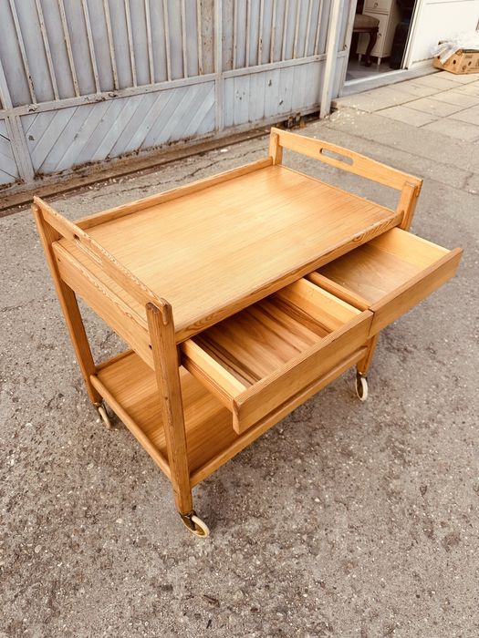 Винтидж шведска сервизна количка – 60-те години
