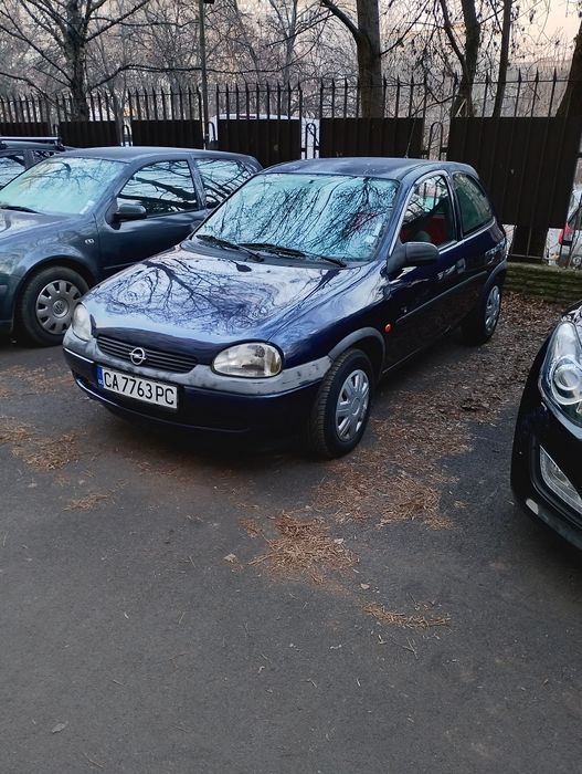 Опел  корса  1.4
