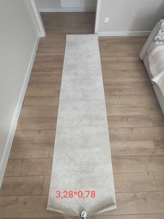 Ковер и ковровые дорожки  б/у.