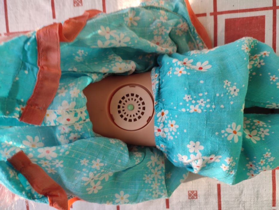 Кукла с розовыми волосами