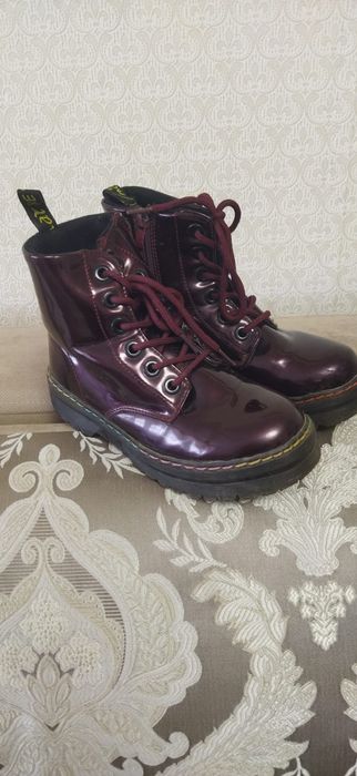 Продам не дорого обувь