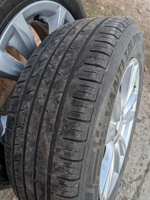 Комплект шины с дисками 205/60/16