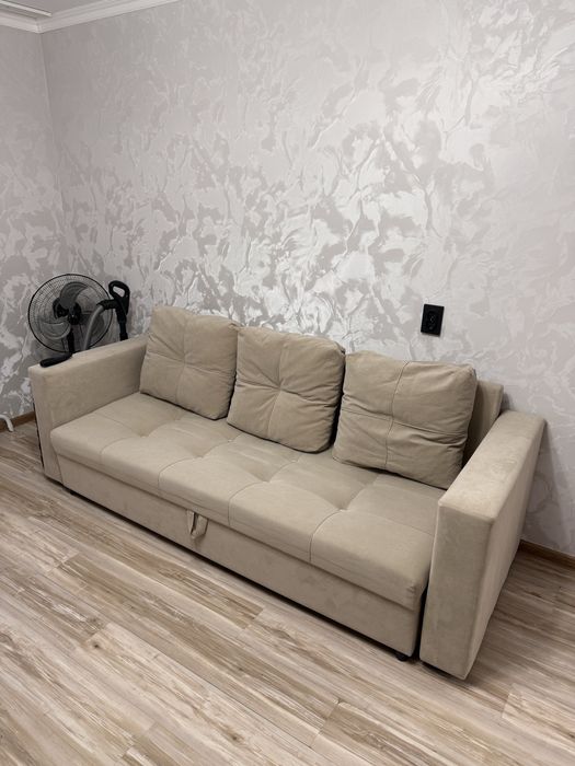 Продам диван 220си