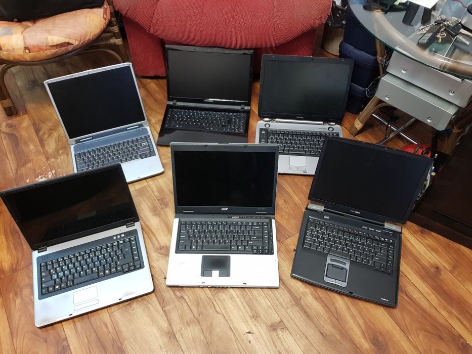 Laptop на Части,