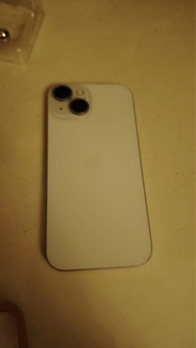 Продам Айфон 15 в хорошем состояние