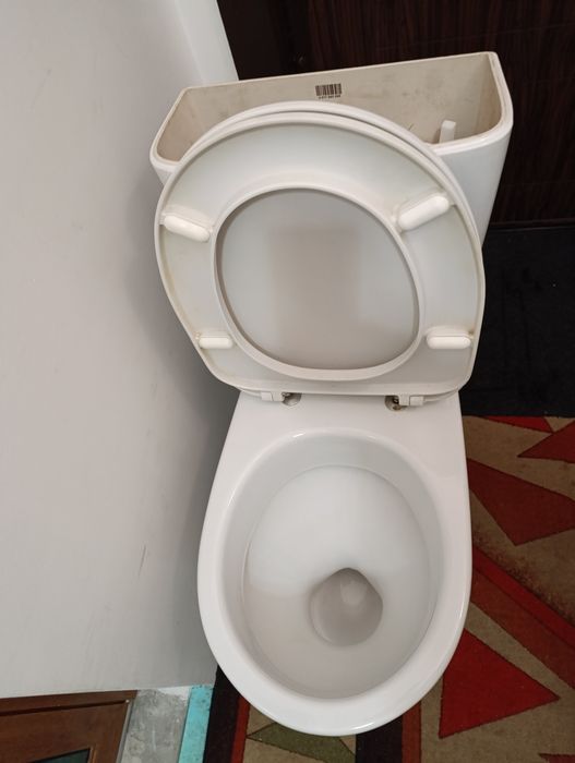 Продавам обзавеждане за баня