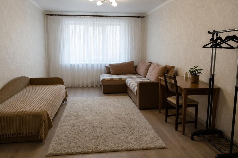 Комната для работсющей девушки