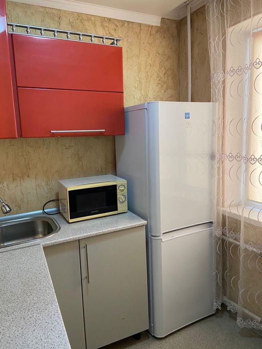 Продаю три гарнитура на хрущевки