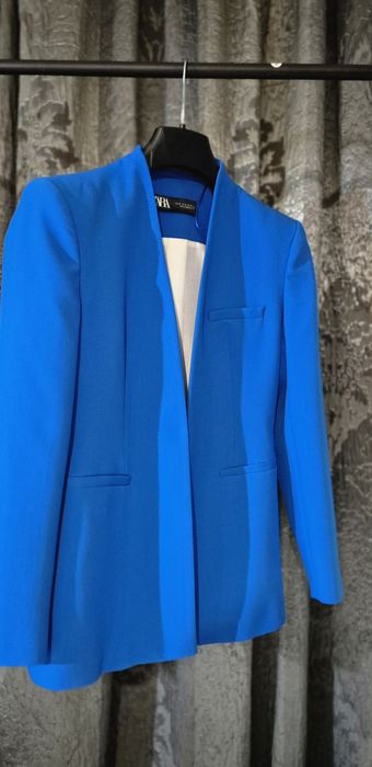 Дамски  костюм-ZARA