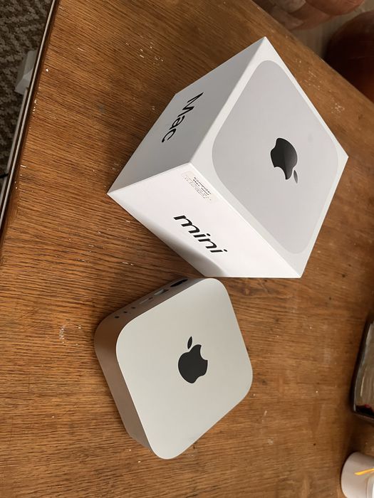Mac mini m4 aproape nou