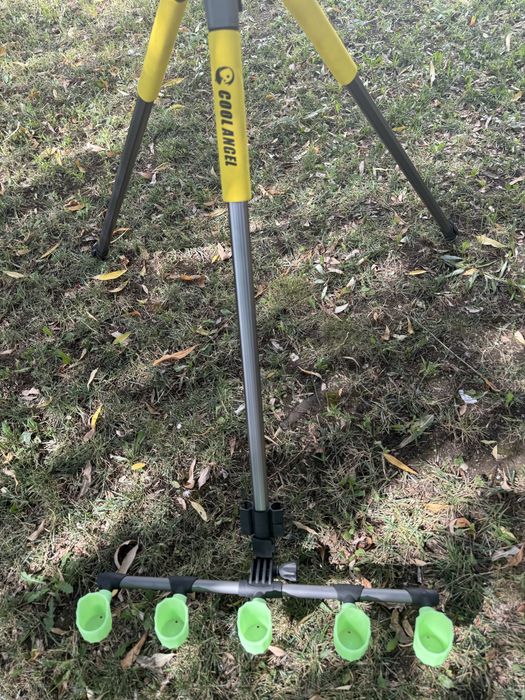 Rodpod Invincibile RIVER Tripod pentru pescuit pe rau pentru 5 lansete