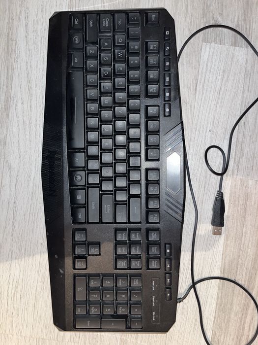 Tastatura si mouse pad redragon