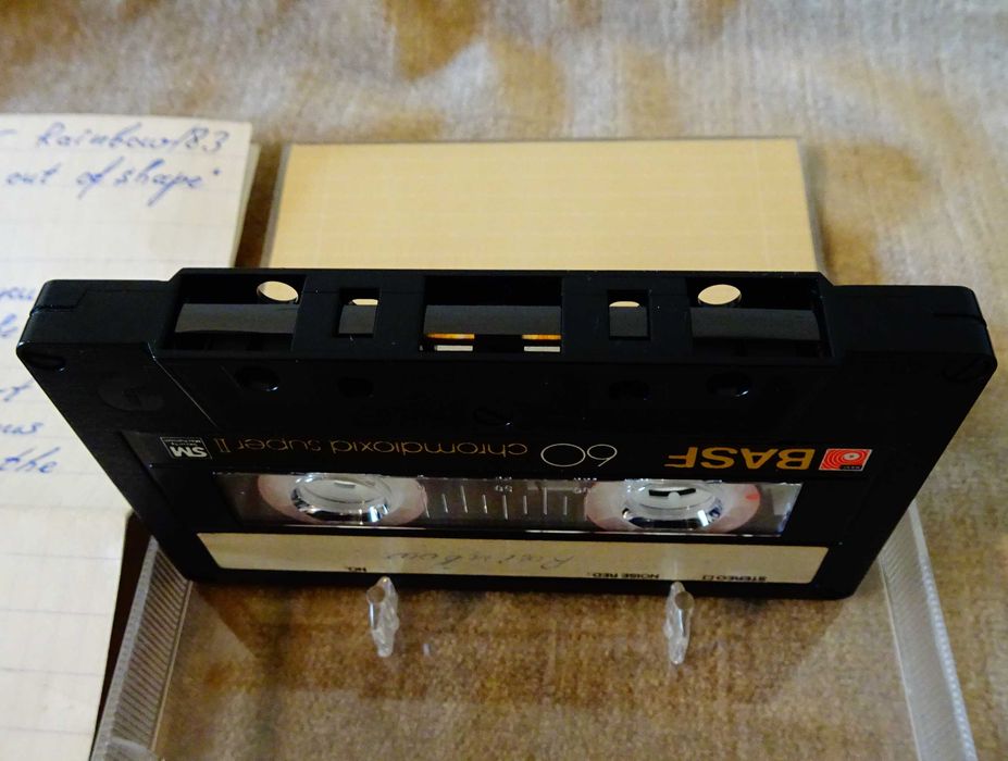 BASF аудио касета със рок групите Saga и Rainbow.