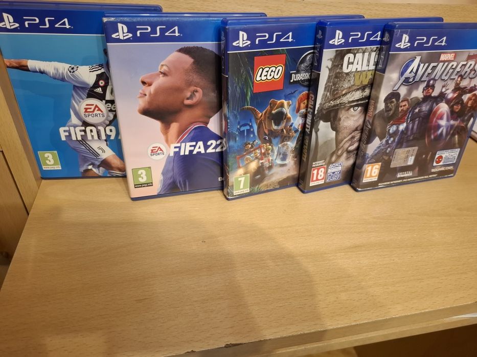 Vand PS4 slim 500GB