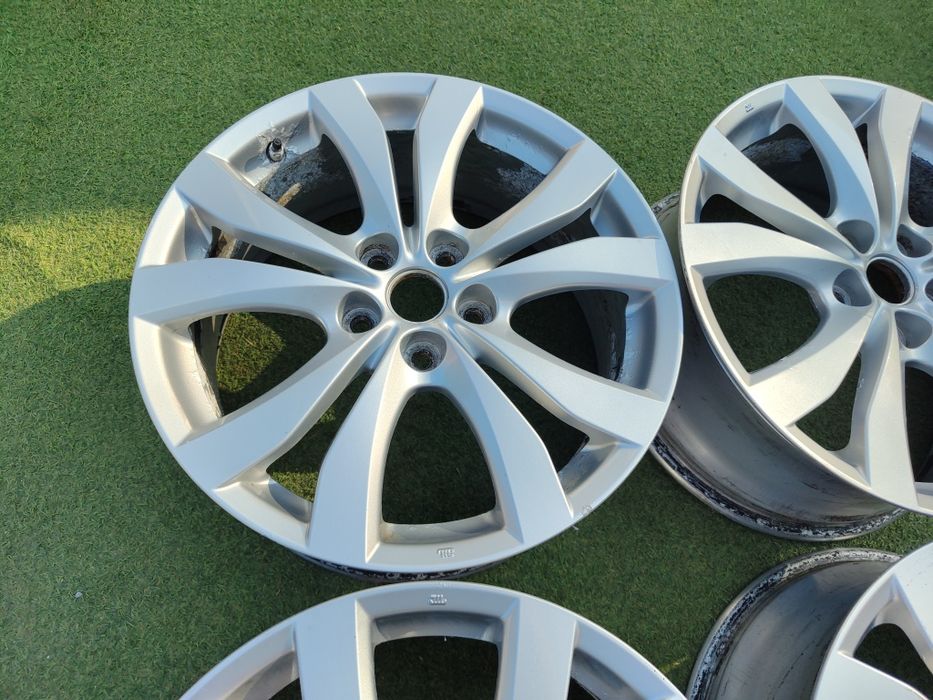 18 5x114.3 Mazda Kia лети джанти 5х114.3