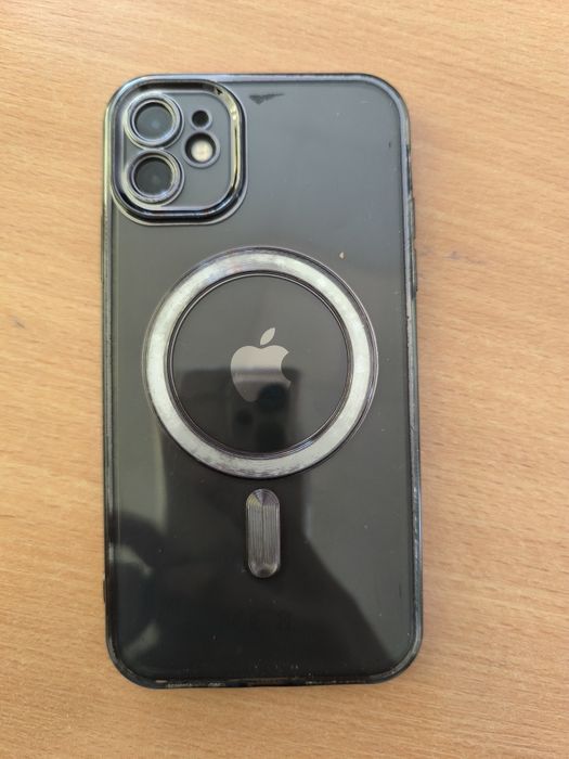 iPhone 11 72% 64gb