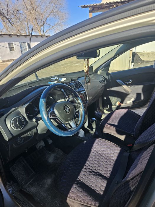 Рено машина сатылады