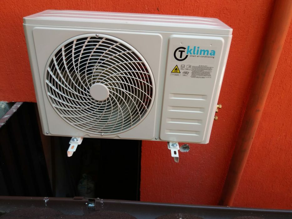 Montaj Aer conditionat service revizii intretinere