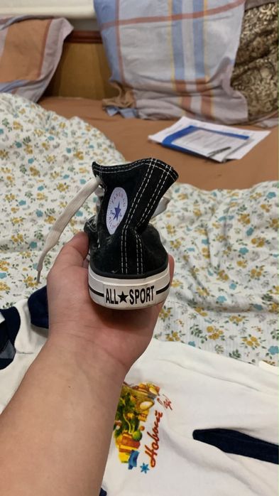 Продам 2 женских кед летние!