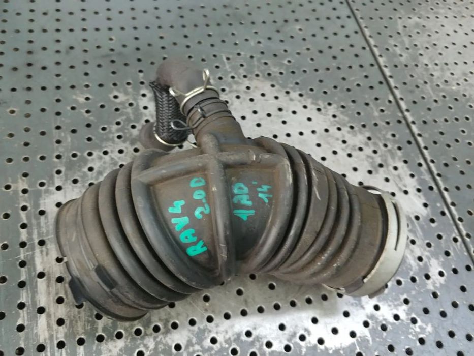 furtun admisie toyota rav 4 1ad 2.0 d euro 5  17881-26100