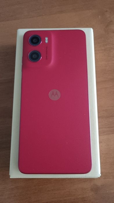 Мобилен телефон Motorola moto g05, две SIM карти, 64GB, 4GB RAM, 5200