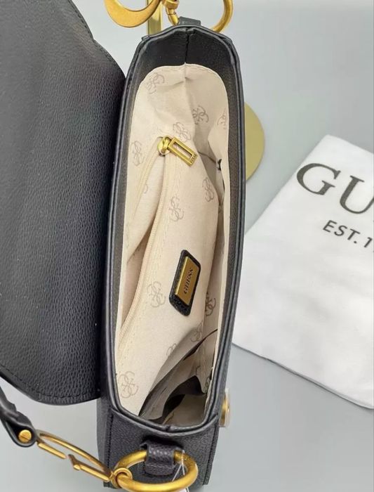 Брендовая сумка Guess