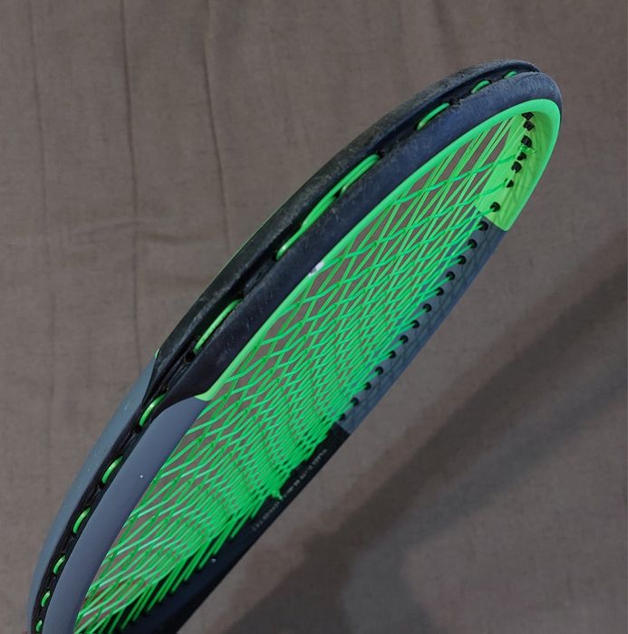 Wilson Blade v7 16x19 - грип 3