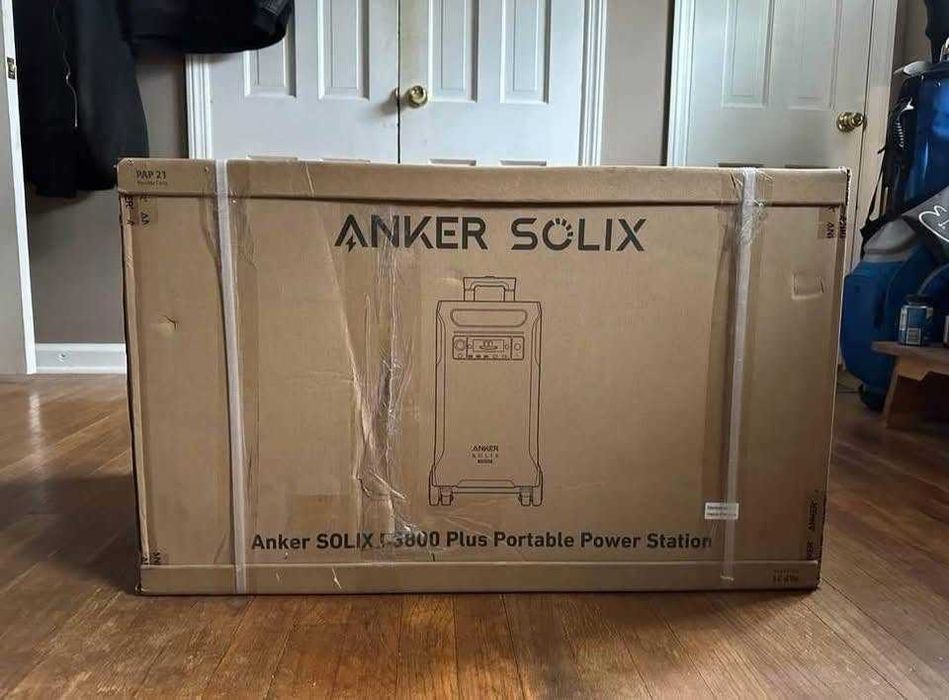 Anker SOLIX F3800 portable power station