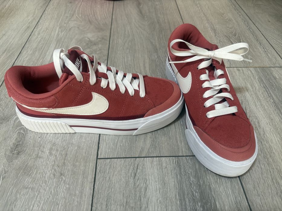 Оригинални обувки