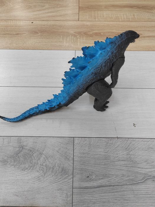 Jucării Godzilla și King Kong