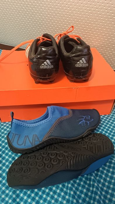 Бутонки Adidas 35+подарък акваобувки