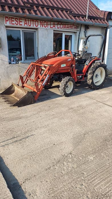 Yanmar cu incarcator