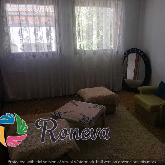 Едноетажна  къща и сутерен с.Кранево