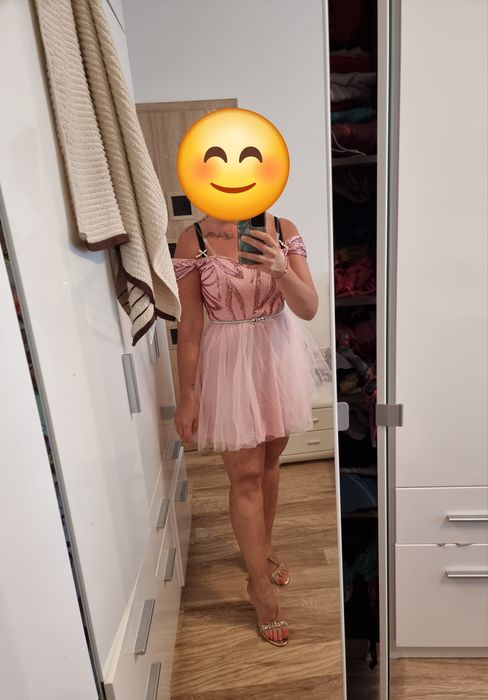 Красива нежна Тюлена рокля розова, пудра