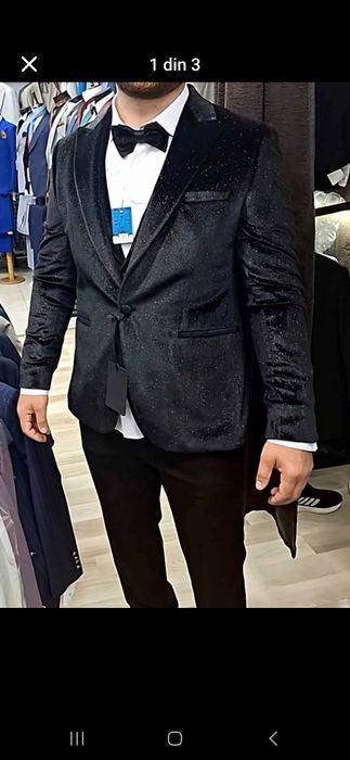 Vând costum mire negociabil