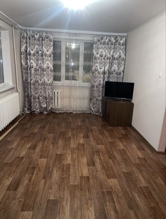 Сдам 1 комнатную квартиру рн Каравана.