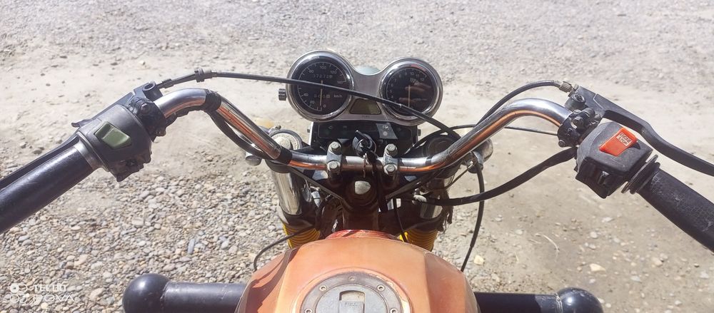 Kawaki mototsikl sotiladi