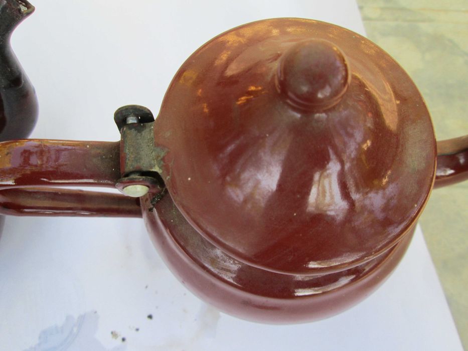 Ceainice mici din 70 pentru tuica fiarta