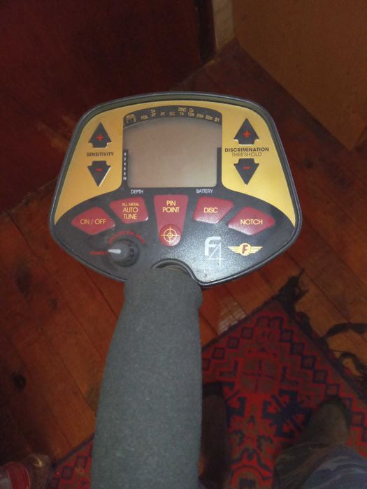 Fisher 19, Fisher F4 Перфектни са няма време заради това се продават.