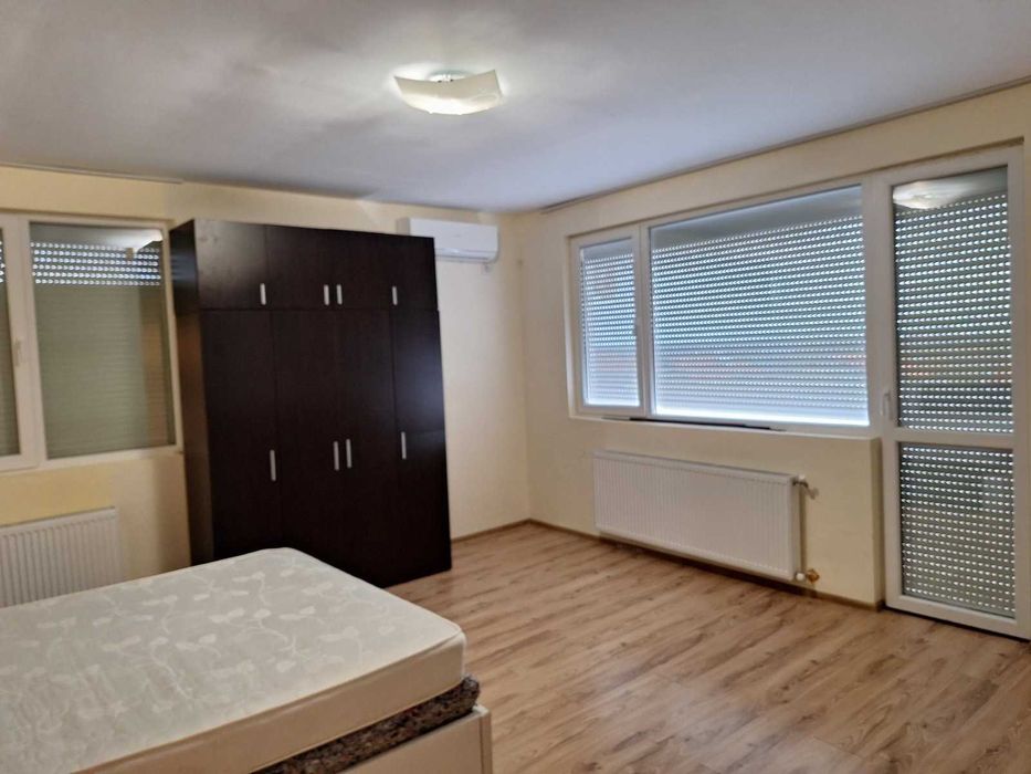 Дава се под наем Къща в Каблешково - 440 кв.м за 408 € - Снимка #18