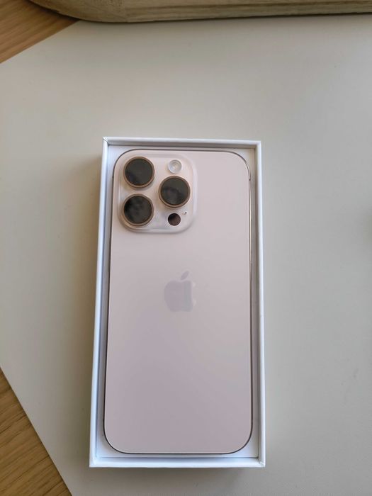 Apple Iphone 16 Pro 128 GB Rose Gold
