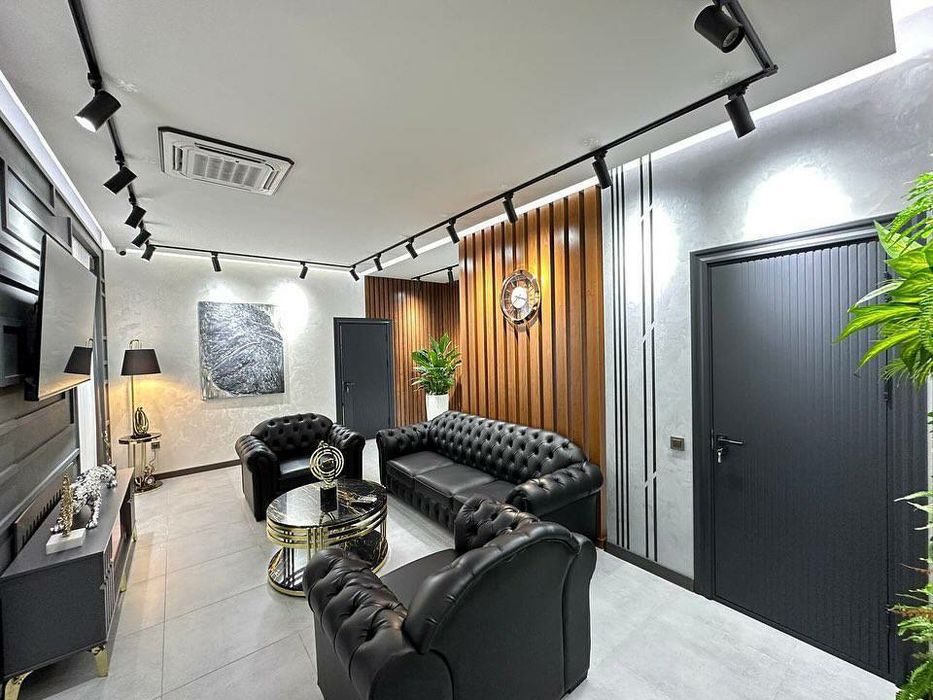 Продаётся офис 180 м² с арендатором, Ц-1