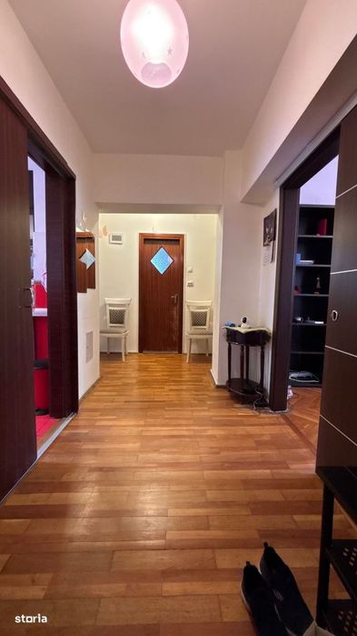 Apartament 3 camere mobilat