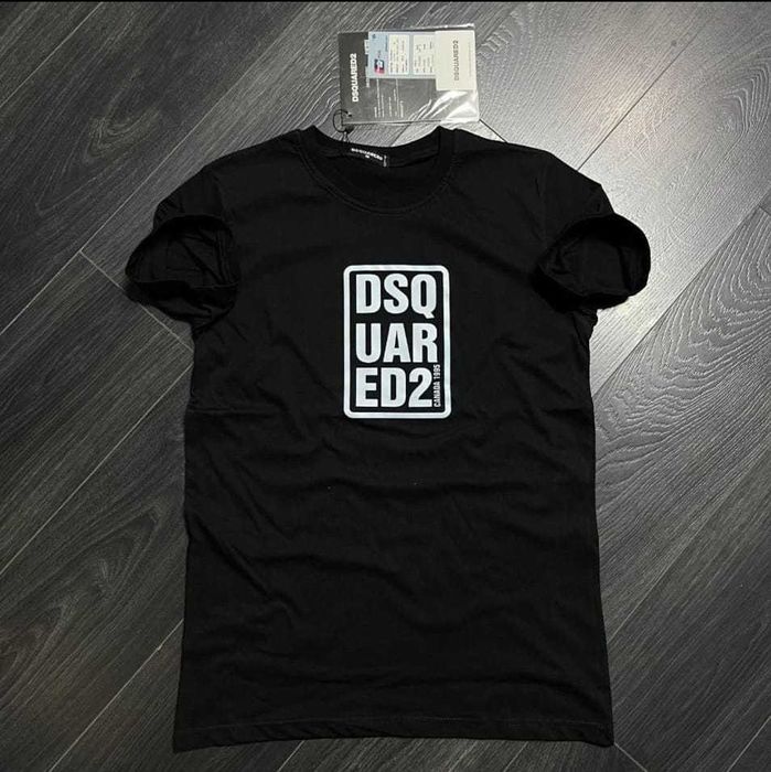 Тениска DSQUARED2 - Модел 2026