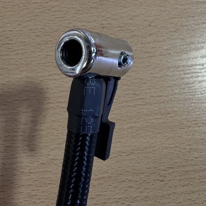 Автокомпрессор с пусковым зарядом