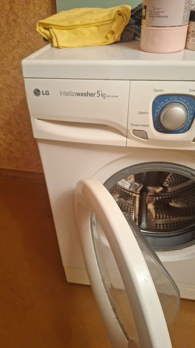 Продам стиральную машинку