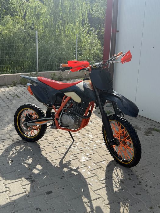 Vând cross 250 IMR