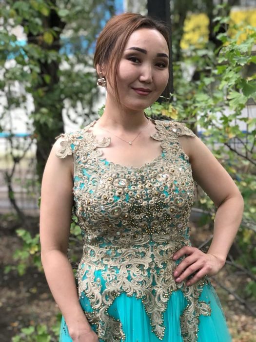 Продам вечерное платья