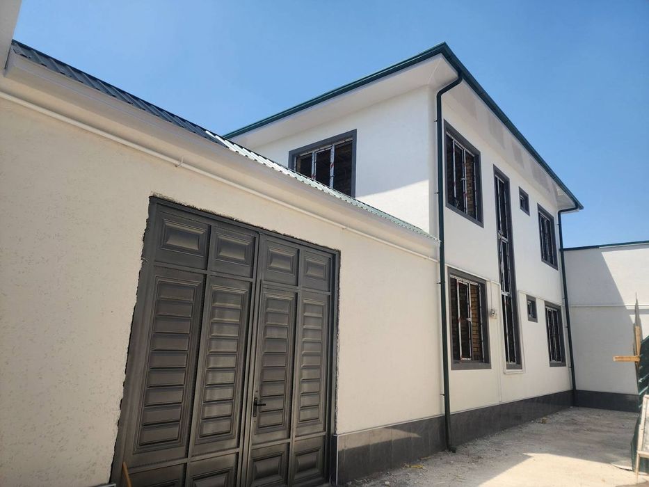 Oxunboboyevda kottej sotiladi